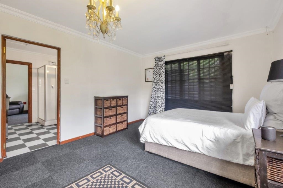 6 Bedroom Property for Sale in Parkview Gauteng