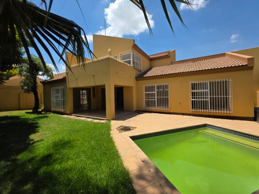 3 Bedroom Property for Sale in Edenvale Central Gauteng