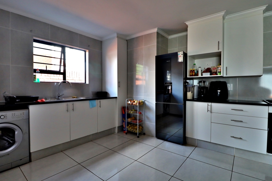 4 Bedroom Property for Sale in Pomona Gauteng