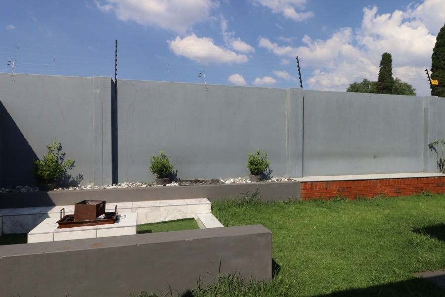 4 Bedroom Property for Sale in Pomona Gauteng