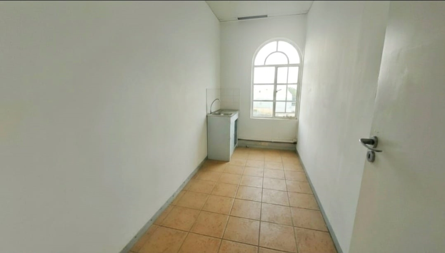 Commercial Property for Sale in Midridge Park Gauteng