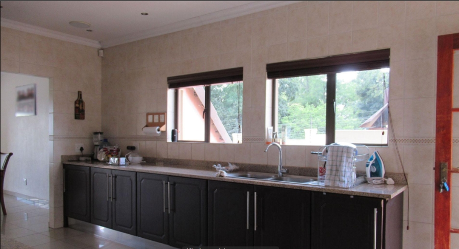 5 Bedroom Property for Sale in Horison Park Gauteng