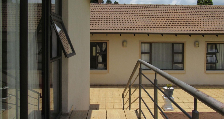 5 Bedroom Property for Sale in Horison Park Gauteng