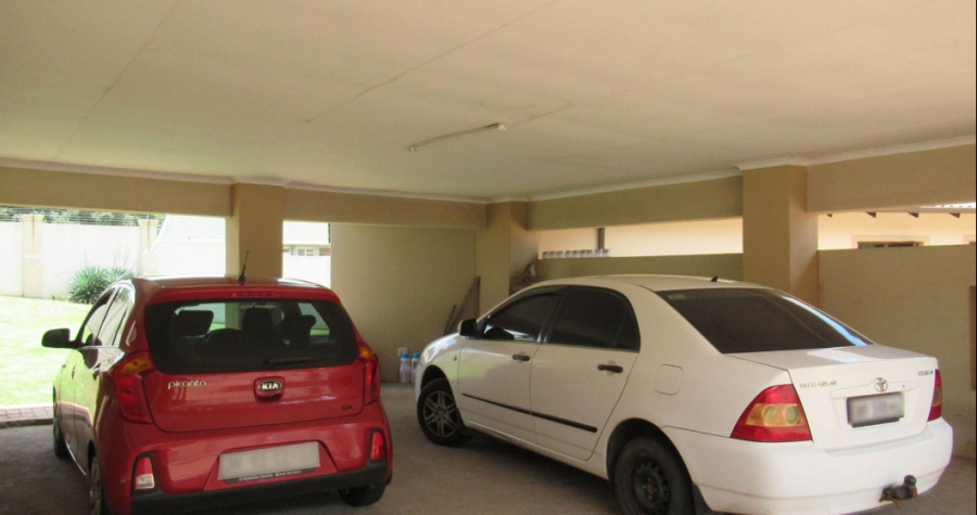 5 Bedroom Property for Sale in Horison Park Gauteng