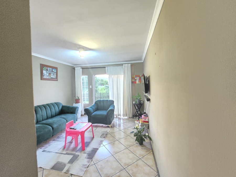 To Let 2 Bedroom Property for Rent in Wilgeheuwel Gauteng
