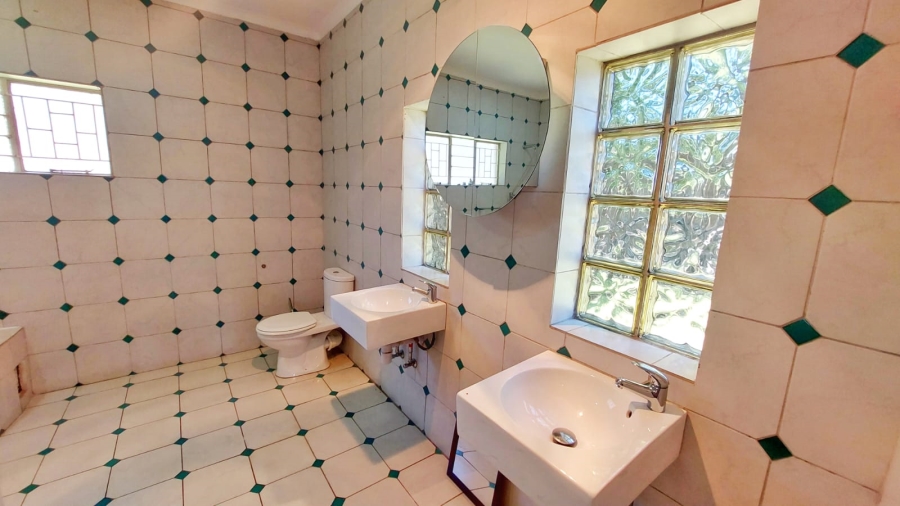 To Let 3 Bedroom Property for Rent in Vorna Valley Gauteng