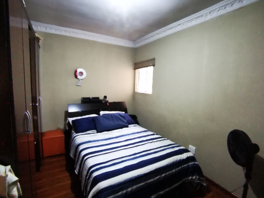 4 Bedroom Property for Sale in Lenasia Ext 11 Gauteng