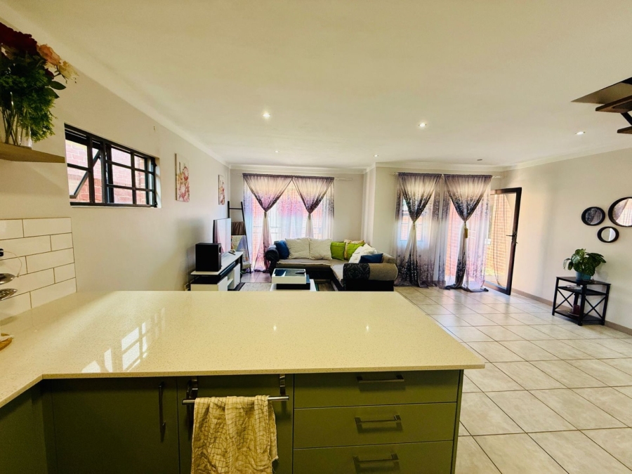 3 Bedroom Property for Sale in Karenpark Gauteng