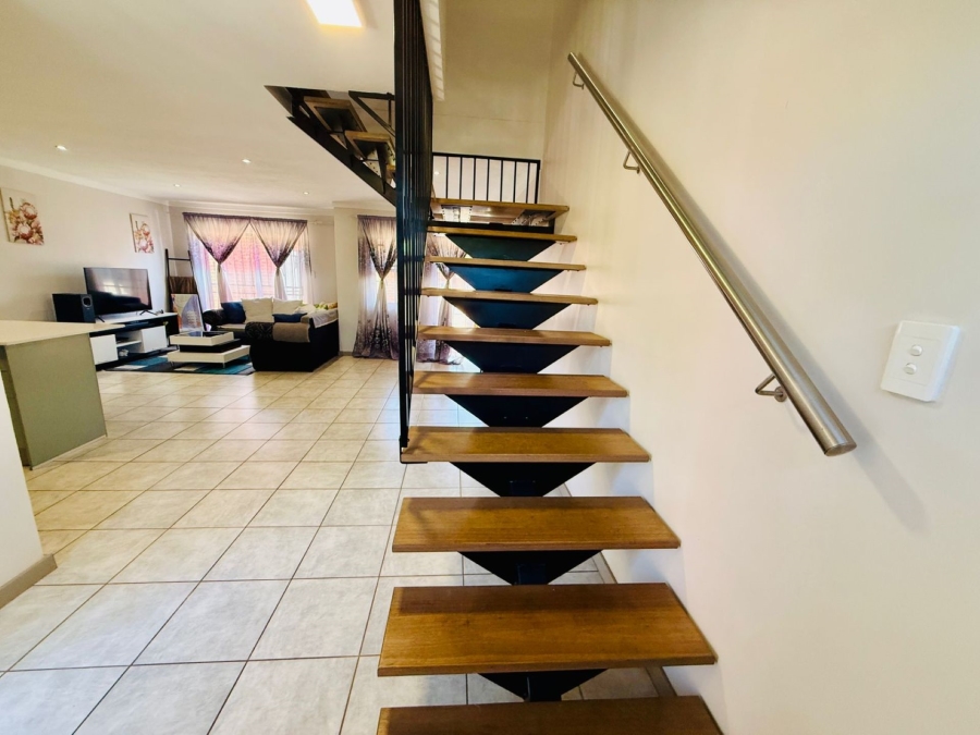 3 Bedroom Property for Sale in Karenpark Gauteng
