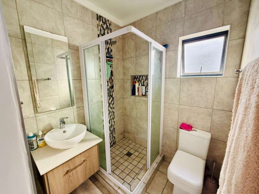 3 Bedroom Property for Sale in Karenpark Gauteng