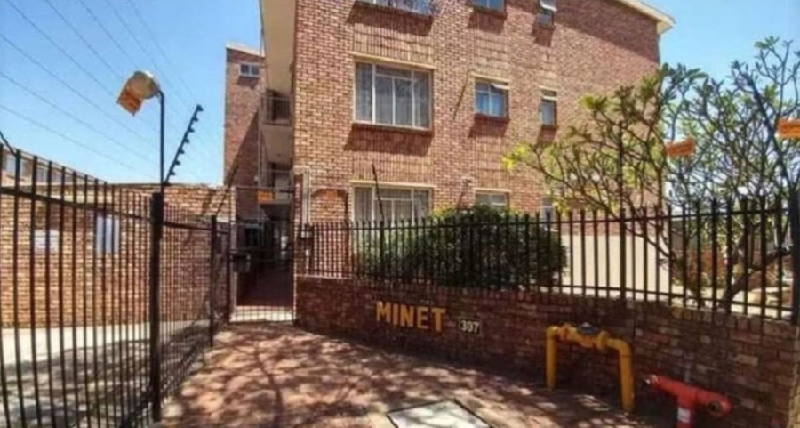 2 Bedroom Property for Sale in Pretoria North Gauteng