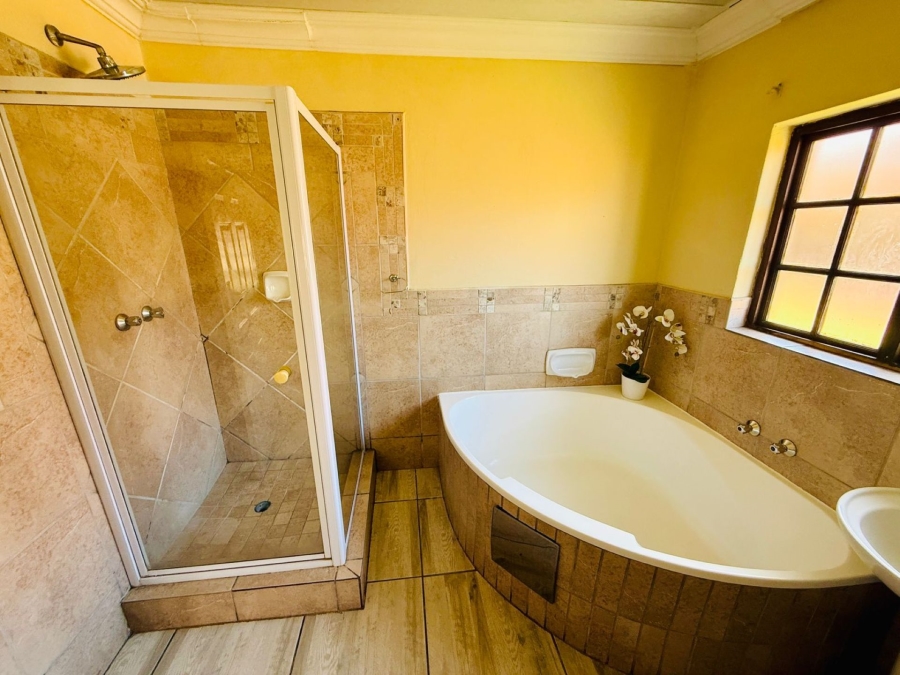 3 Bedroom Property for Sale in Theresa Park Gauteng