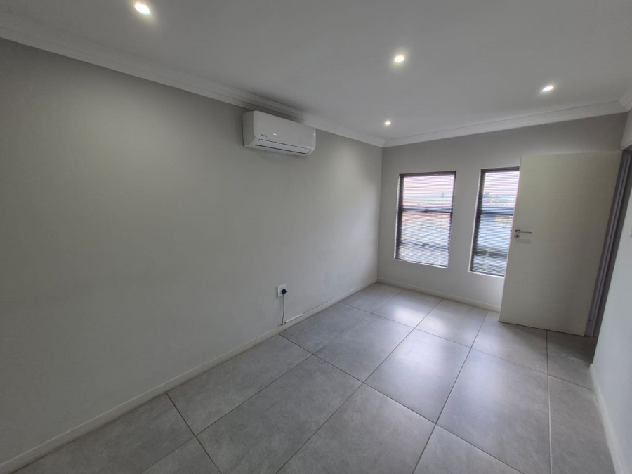 To Let 3 Bedroom Property for Rent in Magalieskruin Gauteng