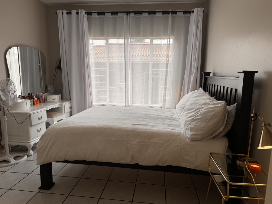 3 Bedroom Property for Sale in Zwartkop Gauteng