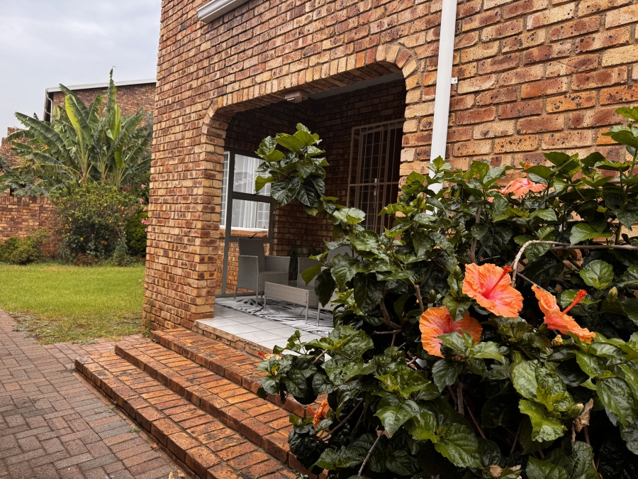 3 Bedroom Property for Sale in Zwartkop Gauteng