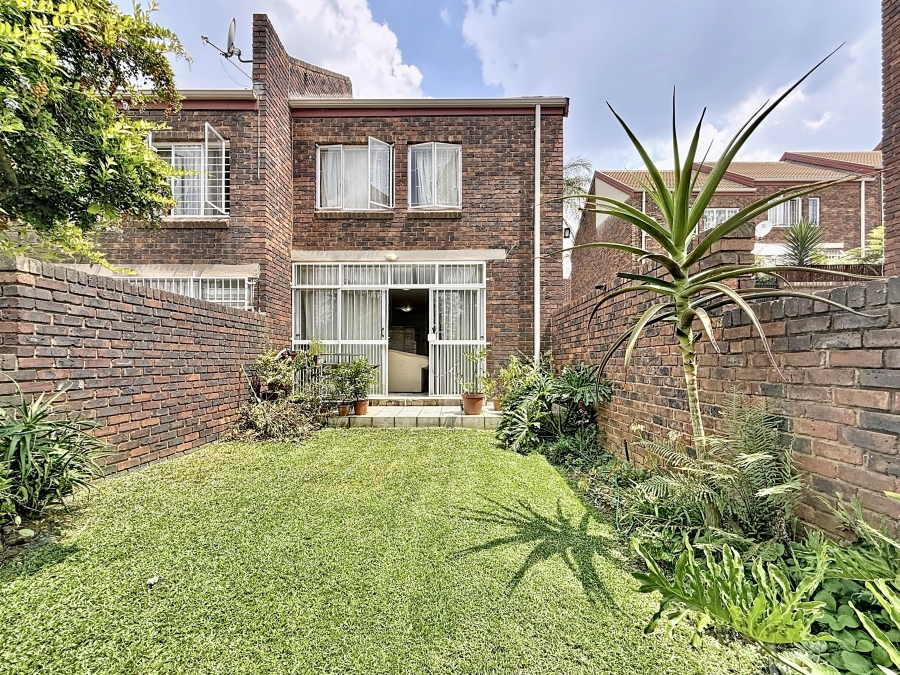 2 Bedroom Property for Sale in Moreleta Park Gauteng