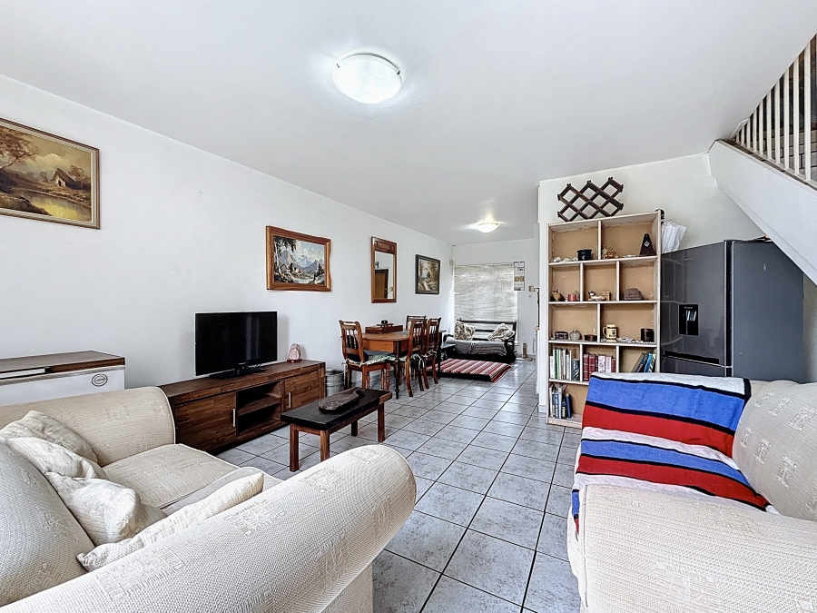 2 Bedroom Property for Sale in Moreleta Park Gauteng