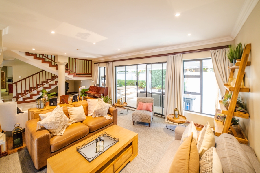 To Let 4 Bedroom Property for Rent in Dainfern Valley Gauteng