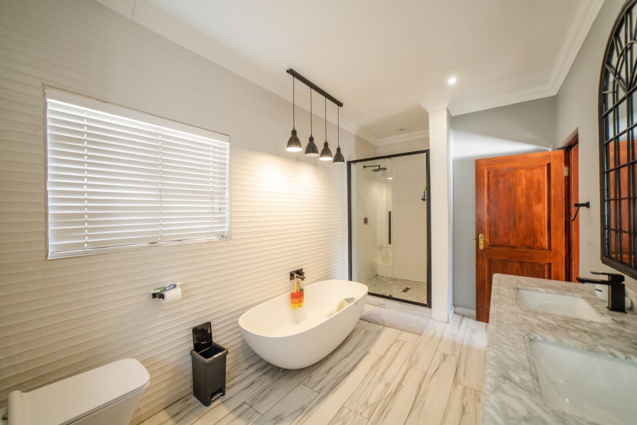 To Let 4 Bedroom Property for Rent in Dainfern Valley Gauteng