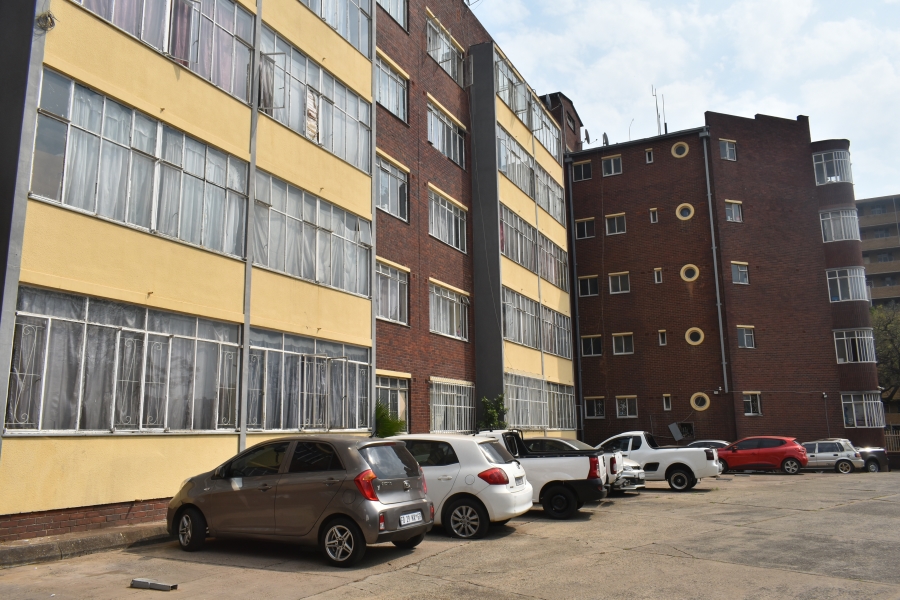 4 Bedroom Property for Sale in Pretoria Central Gauteng