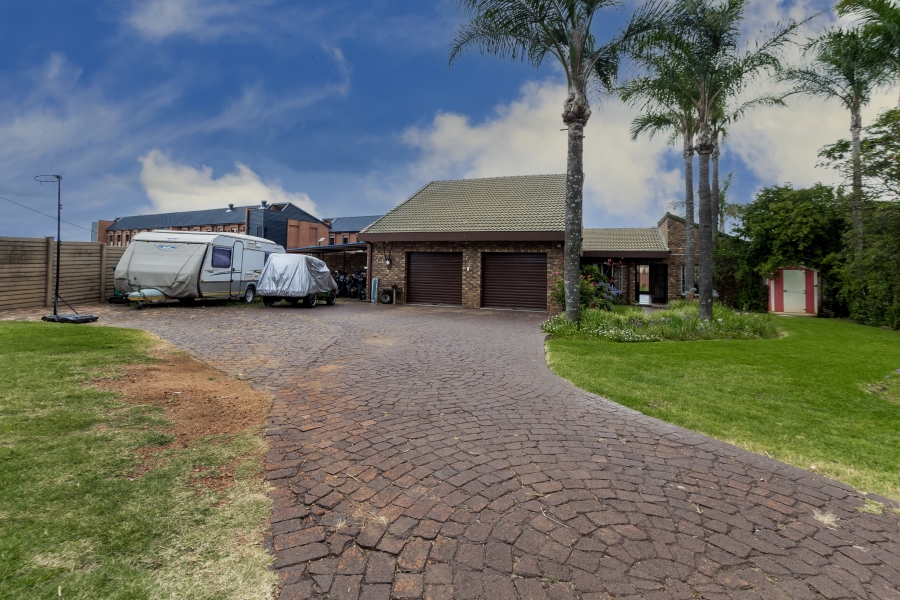 4 Bedroom Property for Sale in Monument Park Gauteng