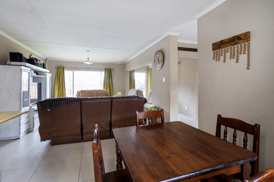 4 Bedroom Property for Sale in Monument Park Gauteng