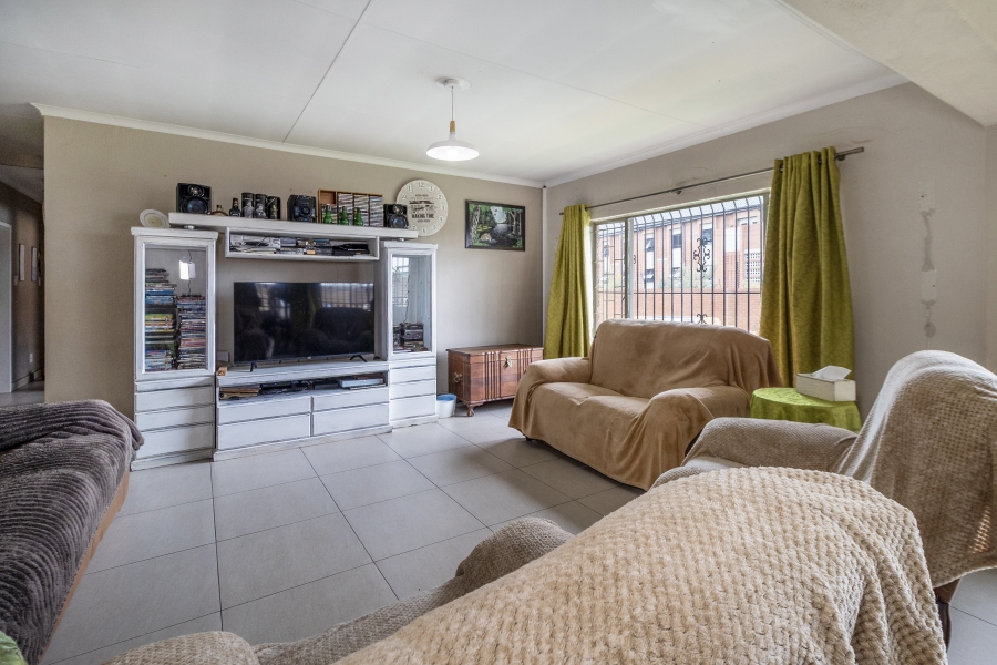4 Bedroom Property for Sale in Monument Park Gauteng