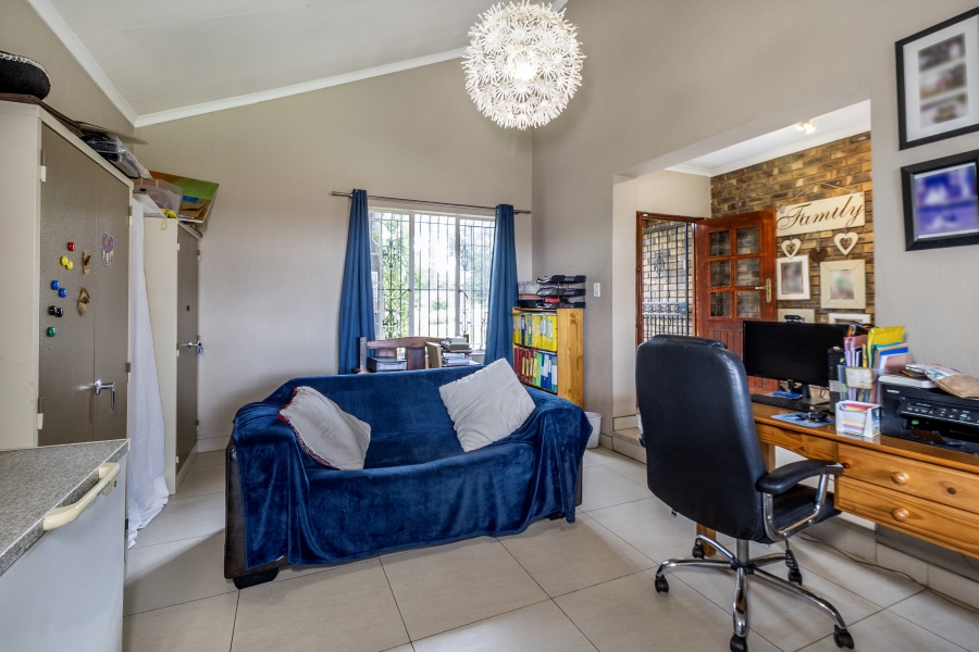 4 Bedroom Property for Sale in Monument Park Gauteng