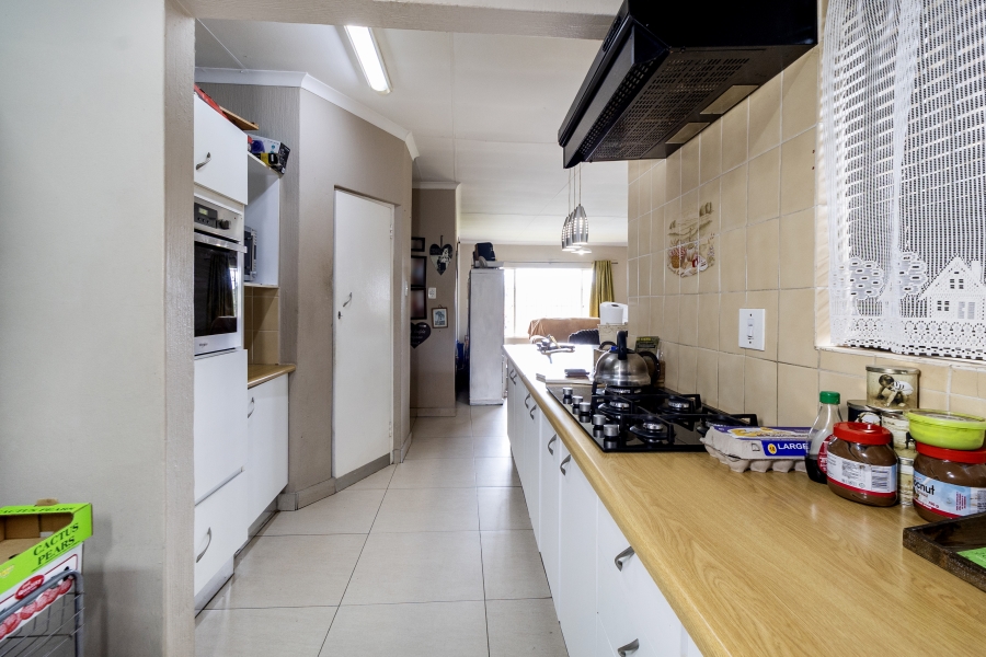 4 Bedroom Property for Sale in Monument Park Gauteng