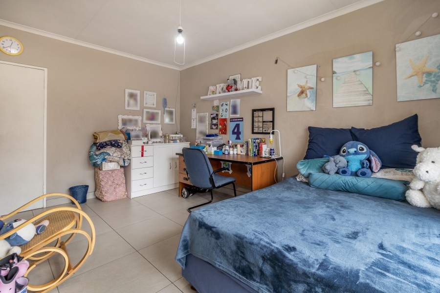 4 Bedroom Property for Sale in Monument Park Gauteng