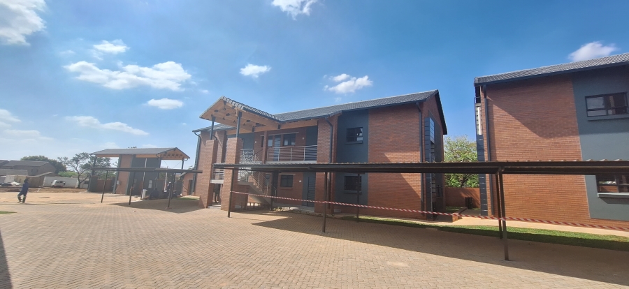 To Let 2 Bedroom Property for Rent in Boardwalk Villas Gauteng