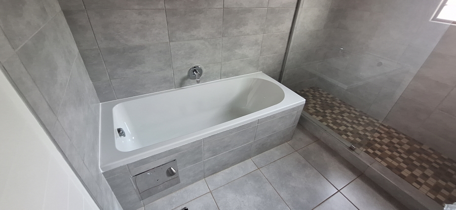 To Let 2 Bedroom Property for Rent in Boardwalk Villas Gauteng