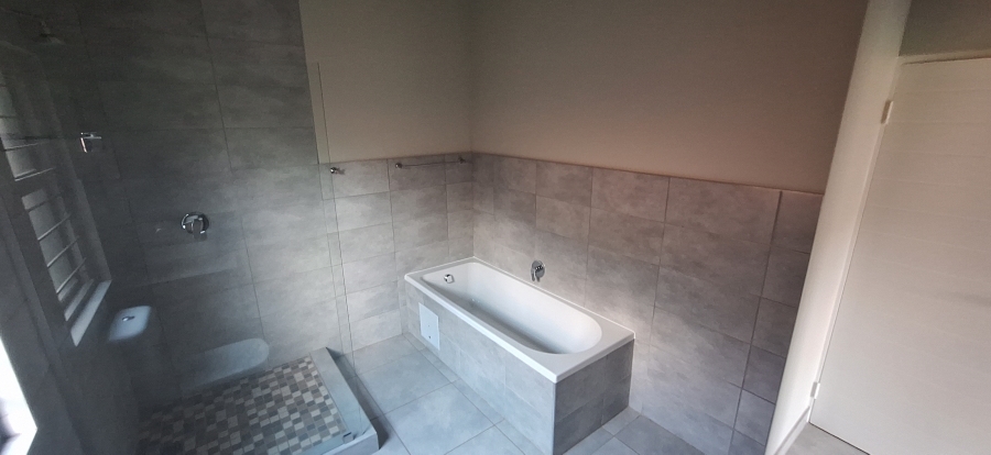 To Let 2 Bedroom Property for Rent in Boardwalk Villas Gauteng