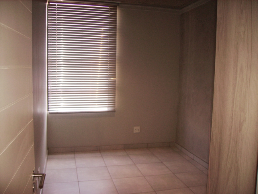 To Let 2 Bedroom Property for Rent in Brooklyn Gauteng
