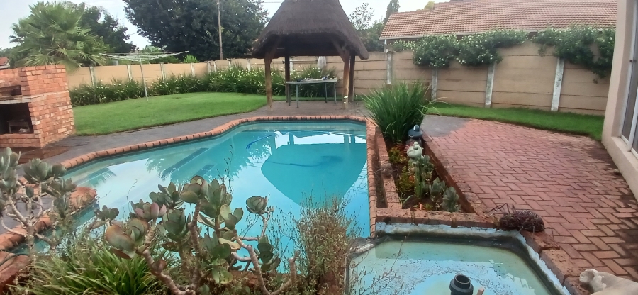 To Let 3 Bedroom Property for Rent in Arcon Park Gauteng