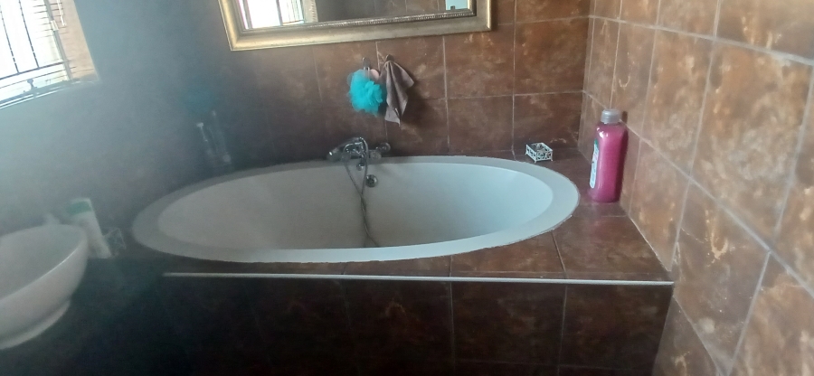 To Let 3 Bedroom Property for Rent in Arcon Park Gauteng