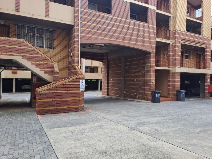 1 Bedroom Property for Sale in Hatfield Gauteng