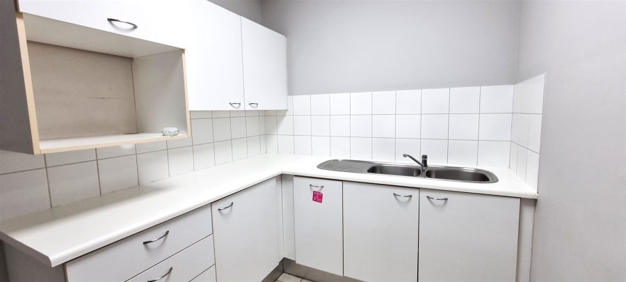 To Let commercial Property for Rent in Woodmead Gauteng