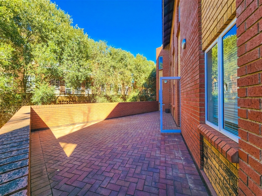 To Let commercial Property for Rent in Fourways Gauteng