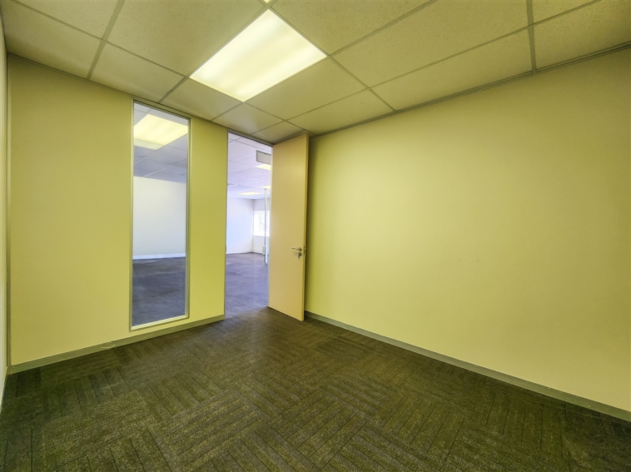 To Let commercial Property for Rent in Fourways Gauteng