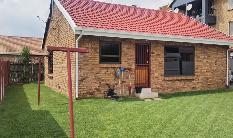 2 Bedroom Property for Sale in Greenhills Ext 3 Gauteng