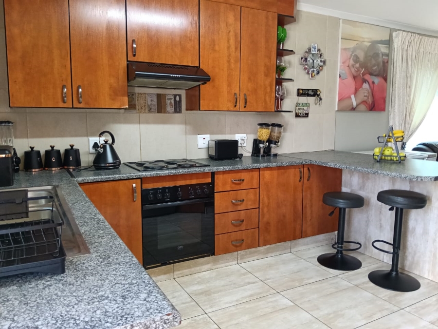 2 Bedroom Property for Sale in Greenhills Ext 3 Gauteng