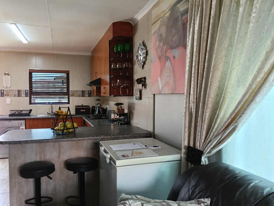 2 Bedroom Property for Sale in Greenhills Ext 3 Gauteng