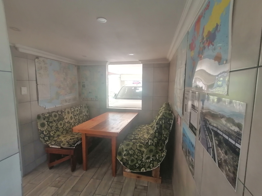 5 Bedroom Property for Sale in Monument Gauteng