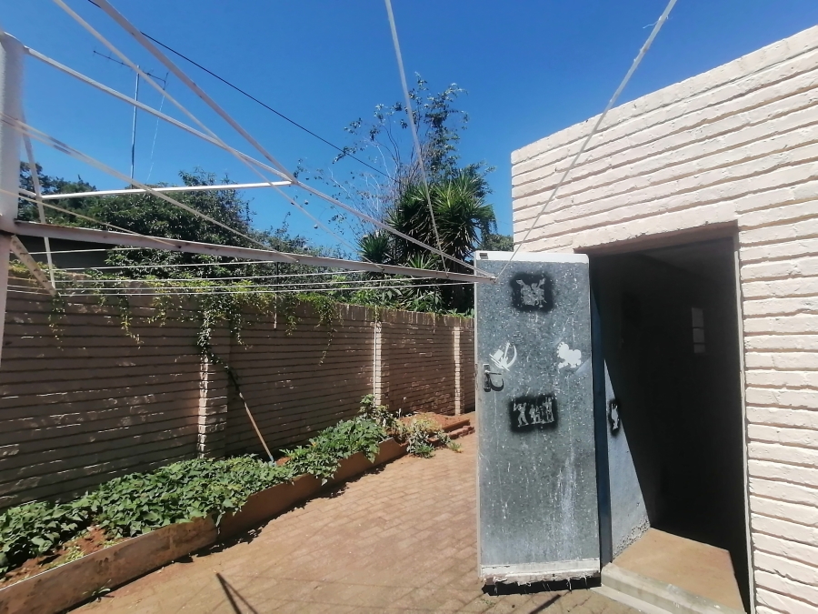 5 Bedroom Property for Sale in Monument Gauteng