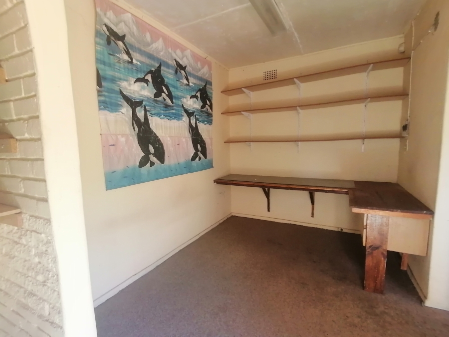 5 Bedroom Property for Sale in Monument Gauteng