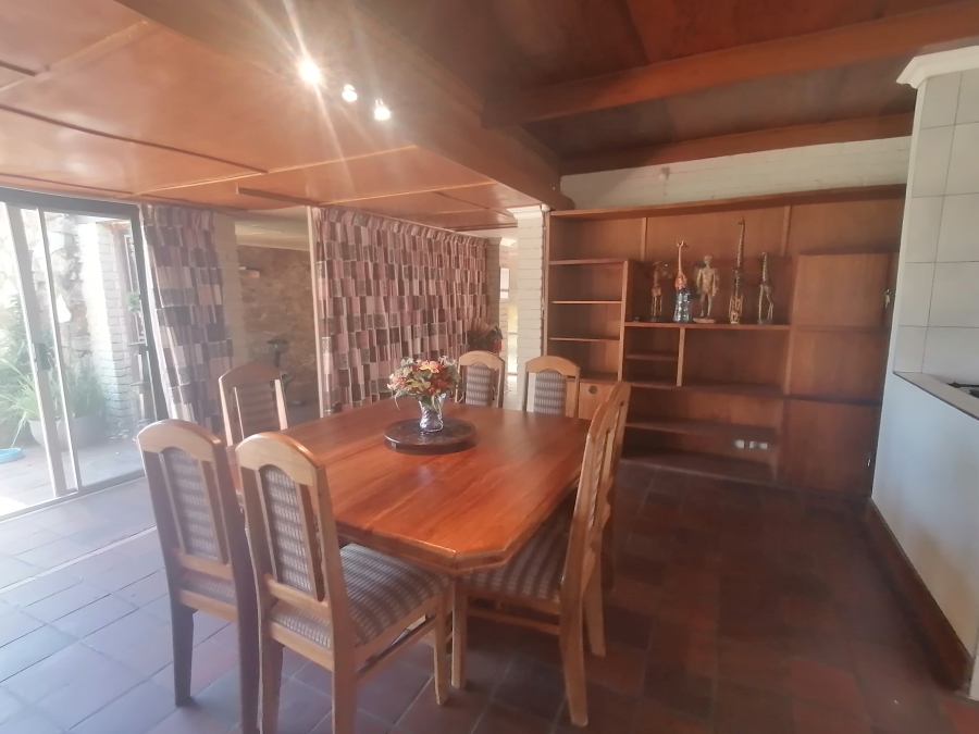 5 Bedroom Property for Sale in Monument Gauteng