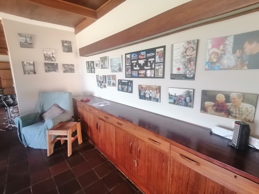 5 Bedroom Property for Sale in Monument Gauteng