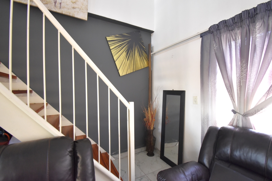 To Let 1 Bedroom Property for Rent in Northwold Gauteng