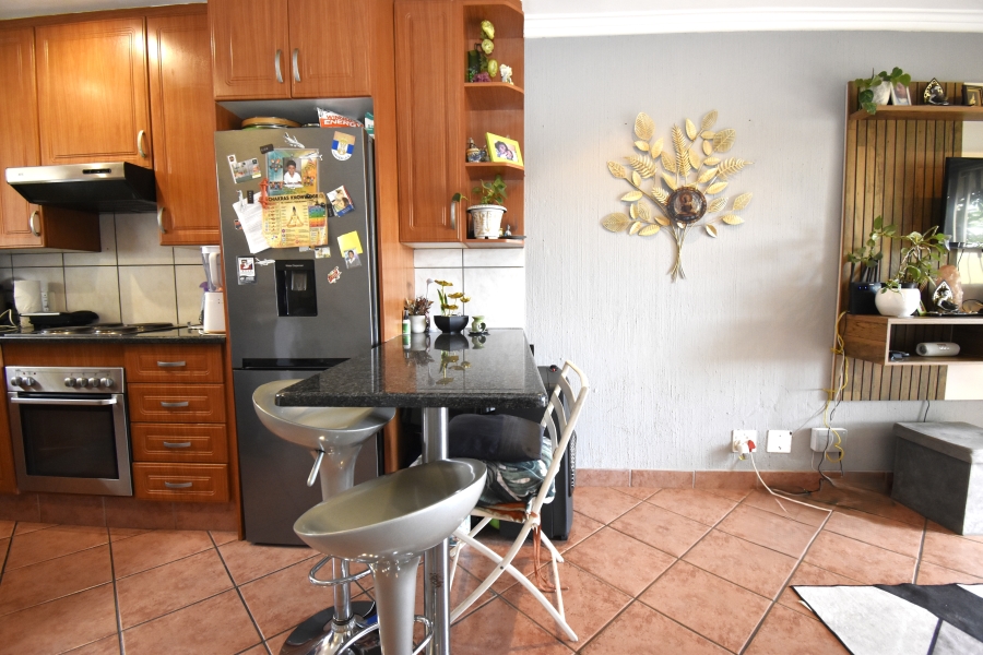 2 Bedroom Property for Sale in Northwold Gauteng